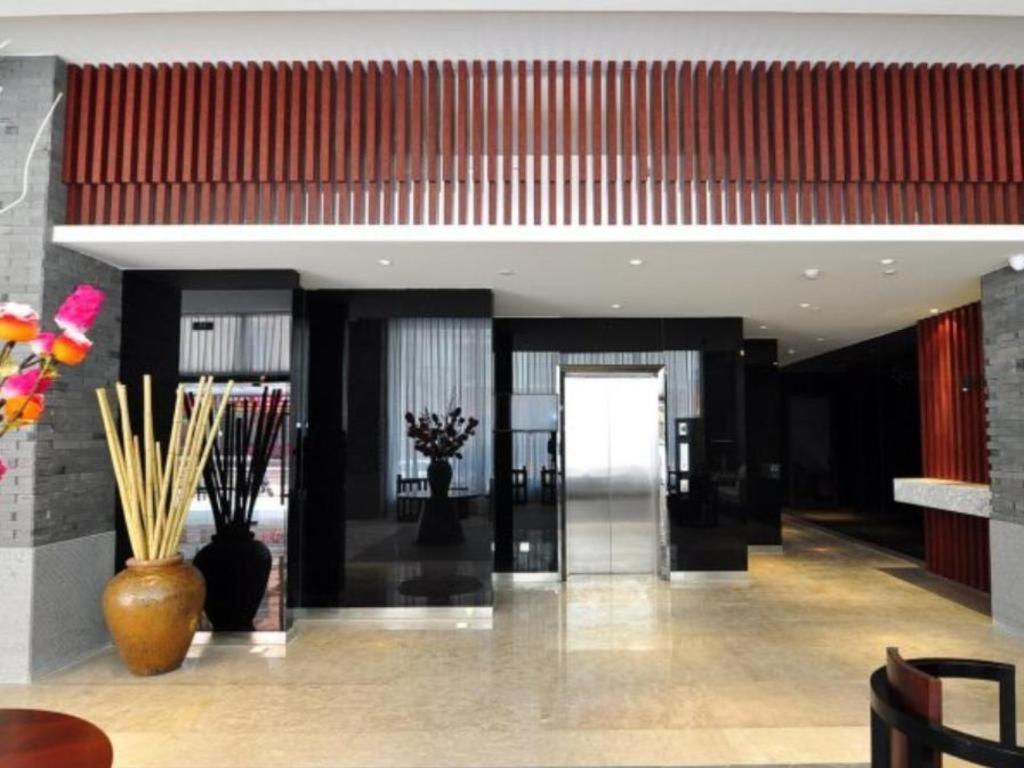 Jinjiang Inn Kunming Changshui Airport Екстер'єр фото